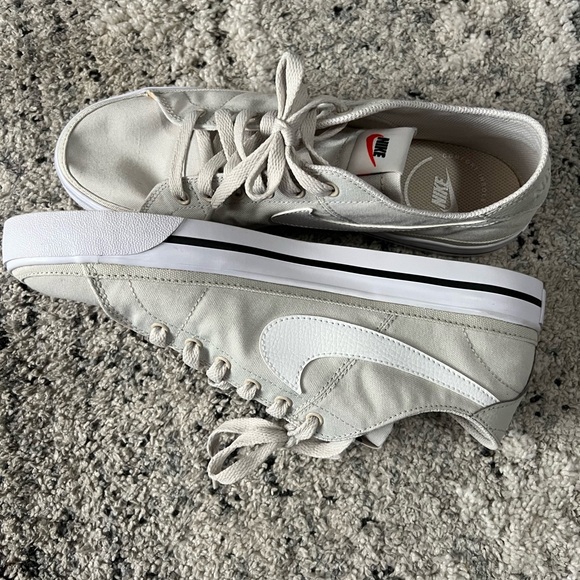 Womens Nike Court Legacy- Canvas- New-Size 11- Beige - Picture 8 of 9